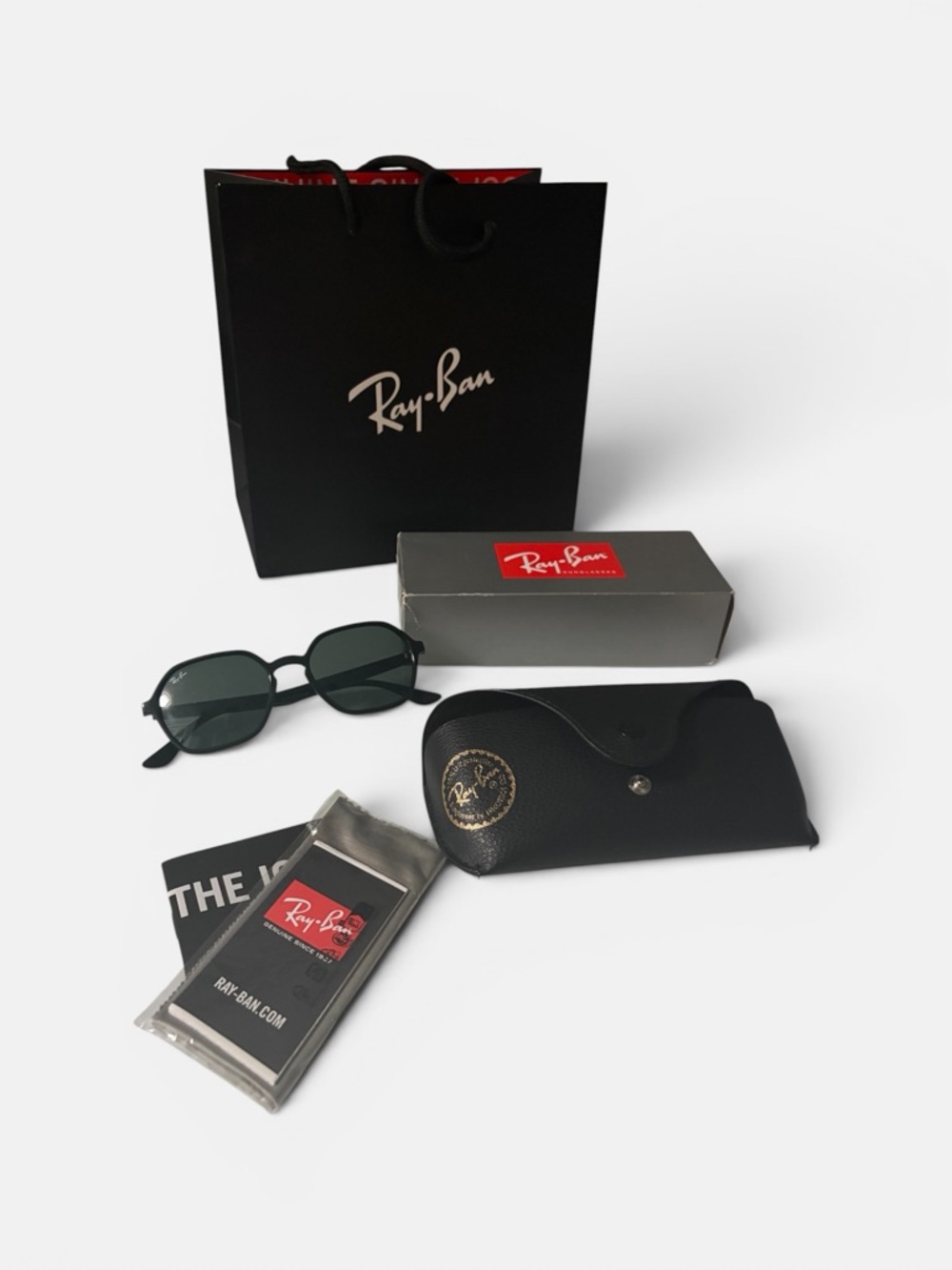 Ray-Ban Unisex Sunglasses – Black